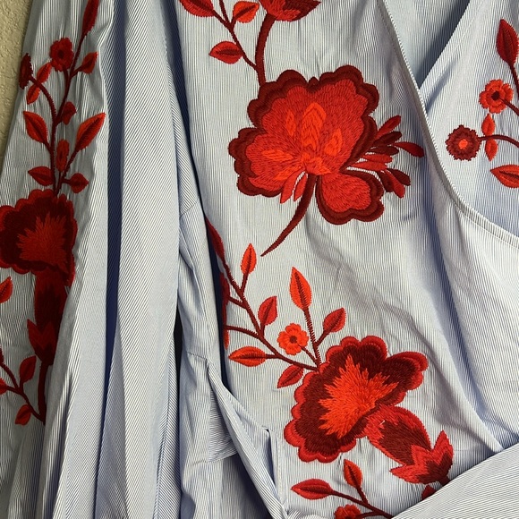 INC International Concepts Embroidered Wrap Top - Picture 4 of 7